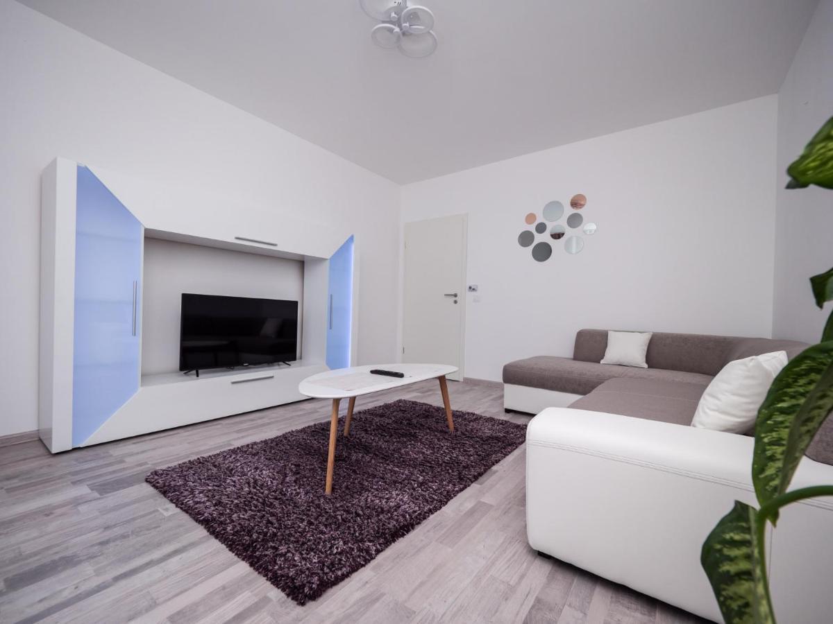 Avantgarden King Apart Brasov Ngoại thất bức ảnh